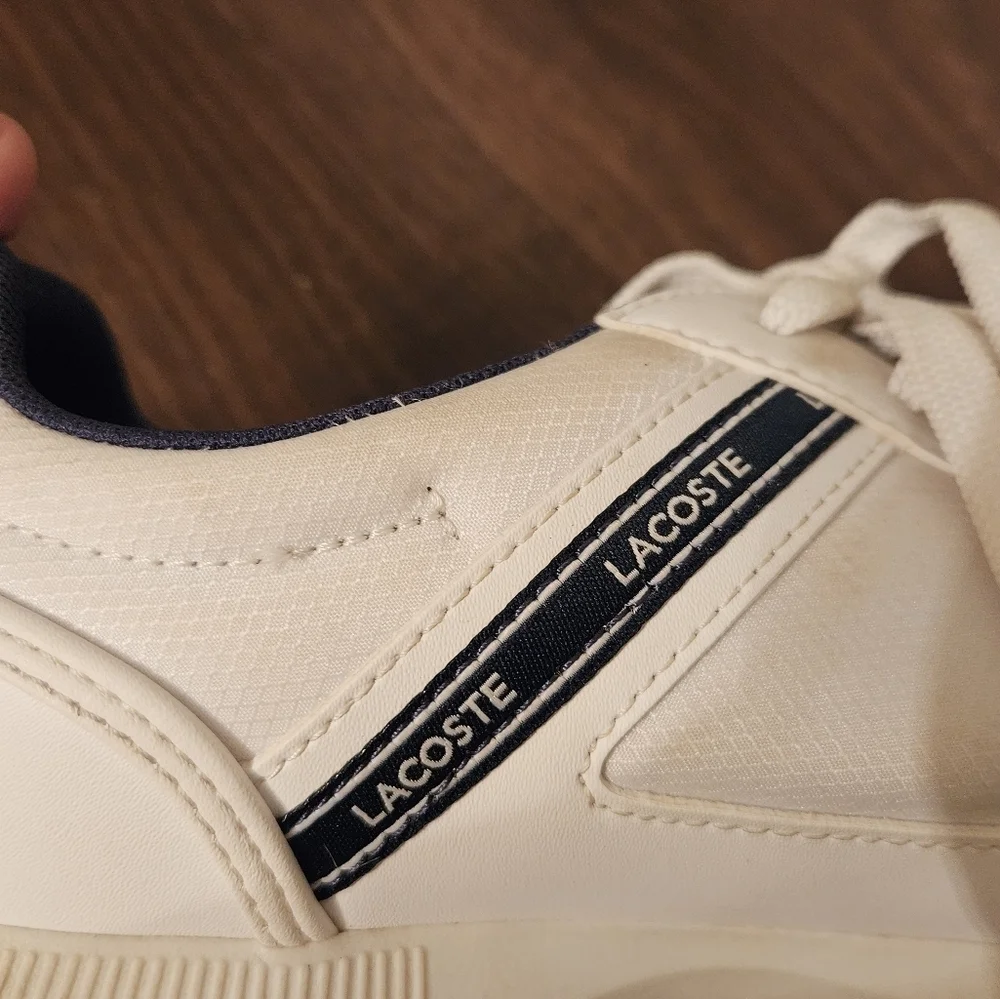 Lacoste Menerva Sport Men's Size 8 Sneakers 119 2-CMA White/Navy Sneaker